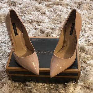Sexy Nude Pumps